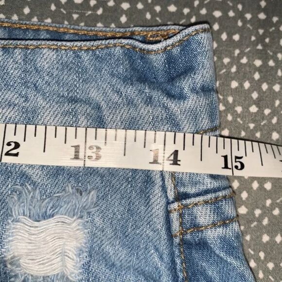 Forever 21 Distressed Denim Mini Skirt Size 26 - Picture 6 of 8